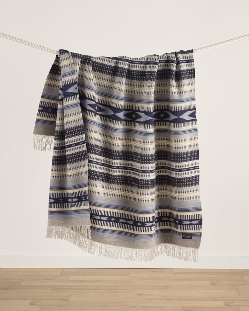 Pendleton Rio Bravo Wool Throw