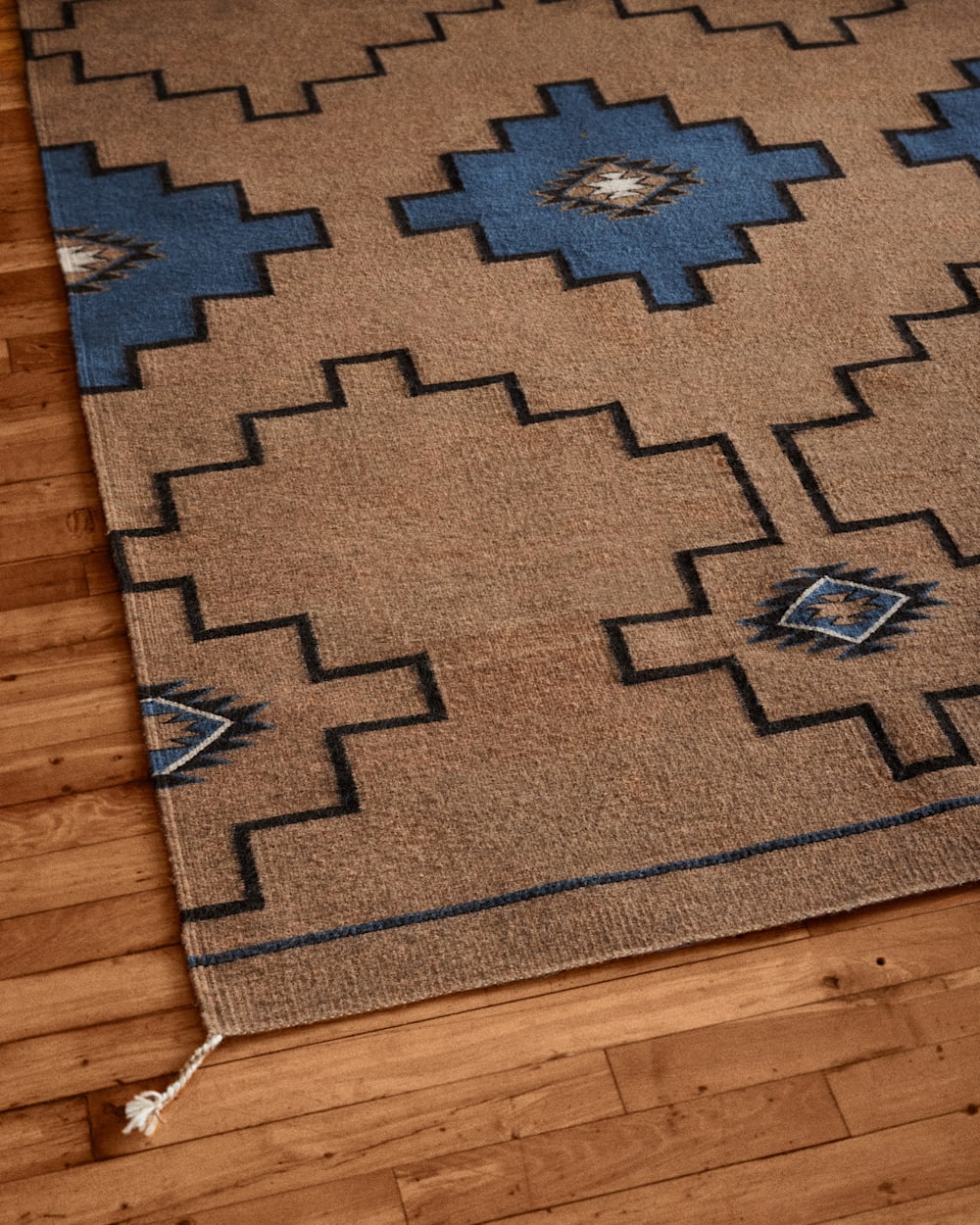 Pendleton Soft & Luxurious Tierra Rug for Home Style