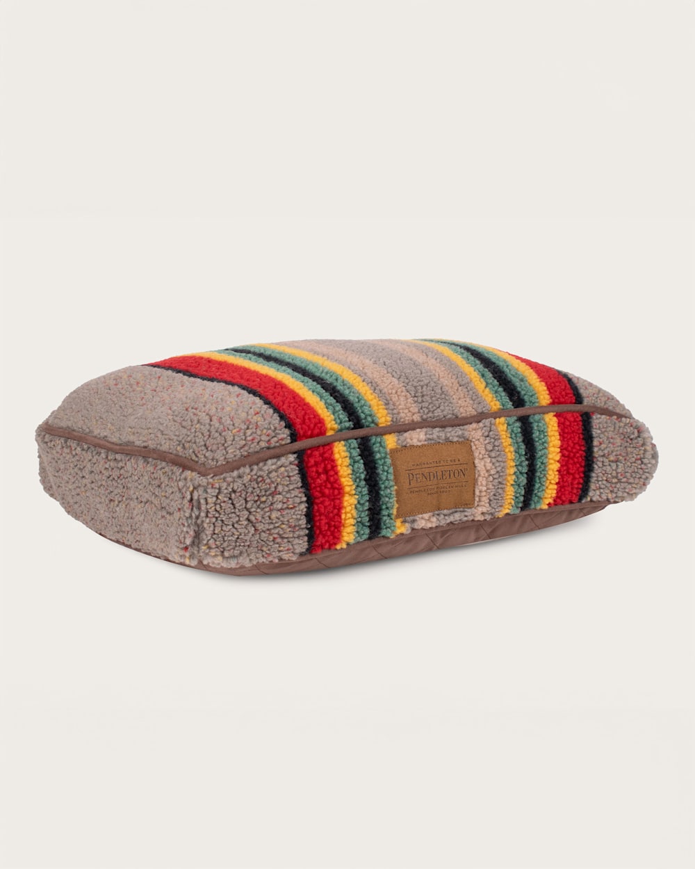 Pendleton Yakima Camp Pet Napper Bed for Camp Comfort