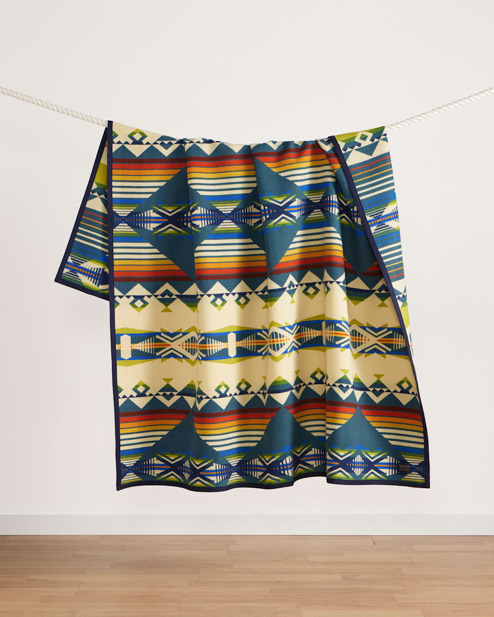 Pendleton Creekside Virgin Wool Bed Blanket