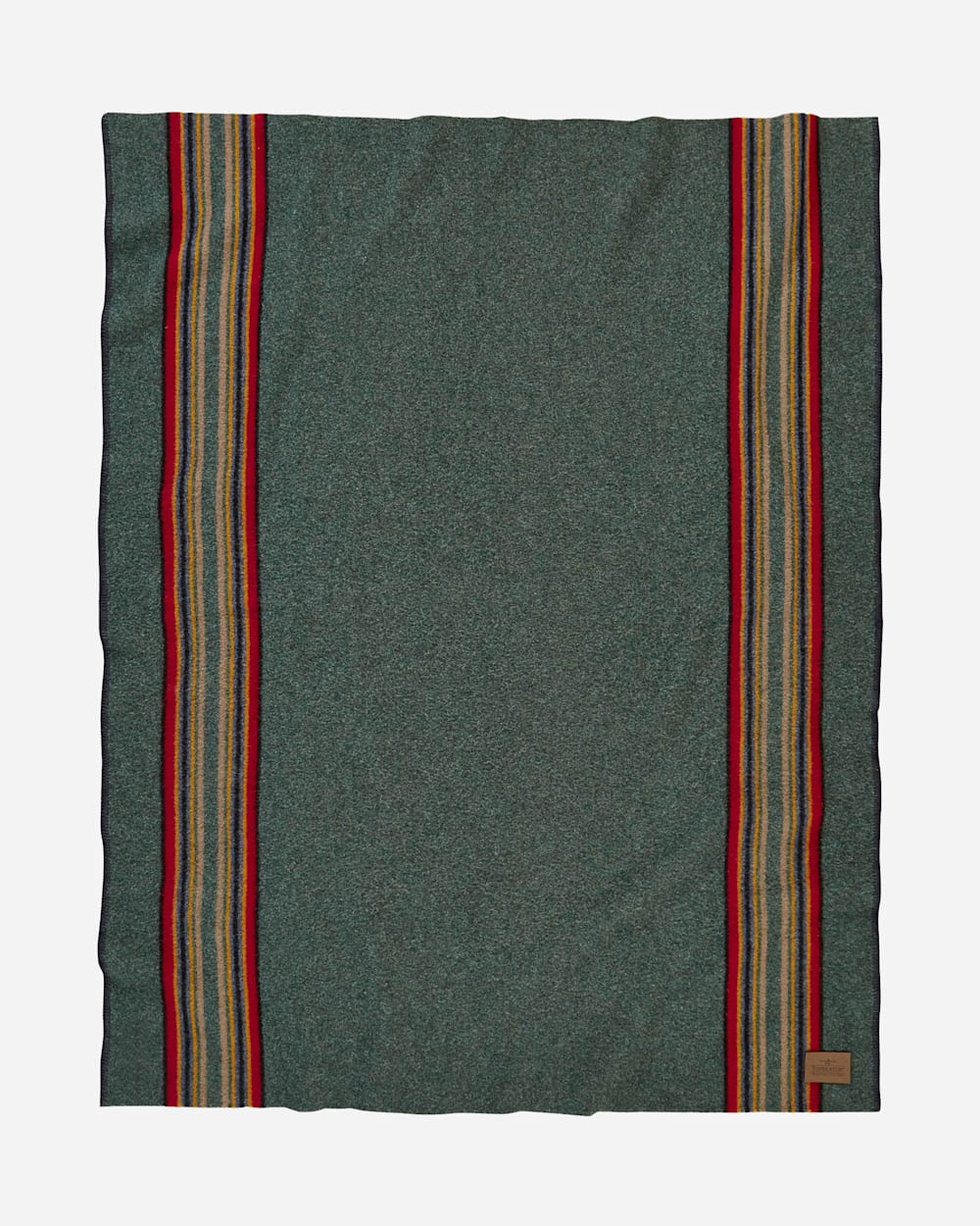 Pendleton Shop Cozy Camp Throws: Luxurious Comfort