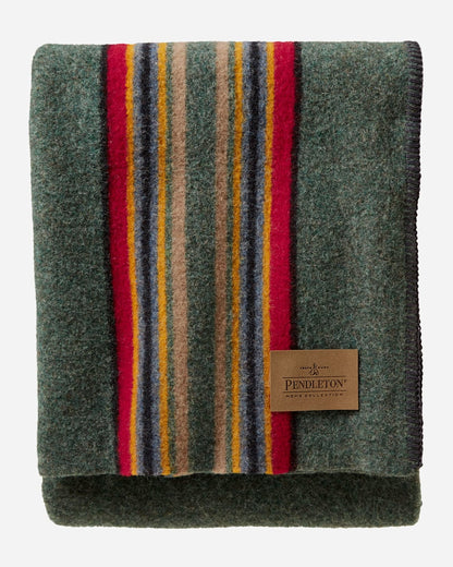 Pendleton Shop Cozy Camp Throws: Luxurious Comfort