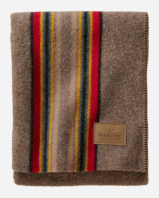 Pendleton Shop Cozy Camp Throws: Luxurious Comfort