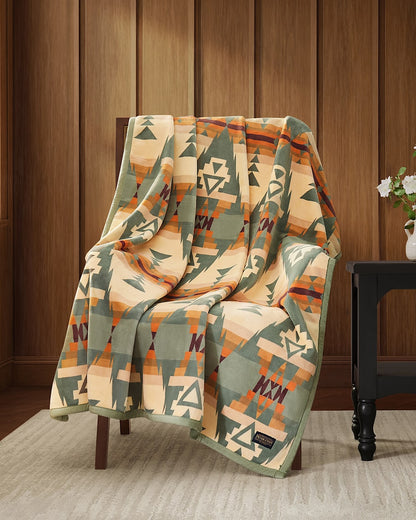 Pendleton Shop The Warm Plush Reversible Siskiyou Throw Blanket