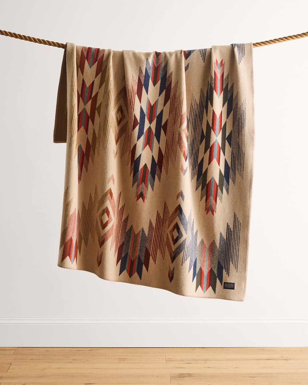 Pendleton Shop Warm Wyeth Falls Throw Blanket