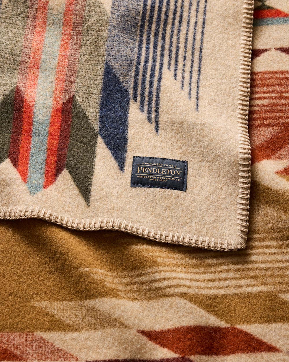 Pendleton Shop Warm Wyeth Falls Throw Blanket