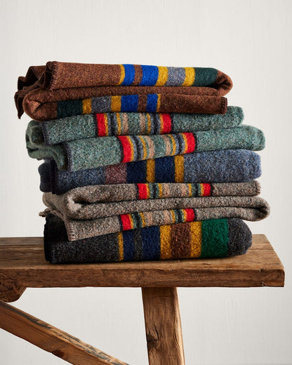 Pendleton Shop Cozy Camp Blankets: Luxurious Comfort Outdoors