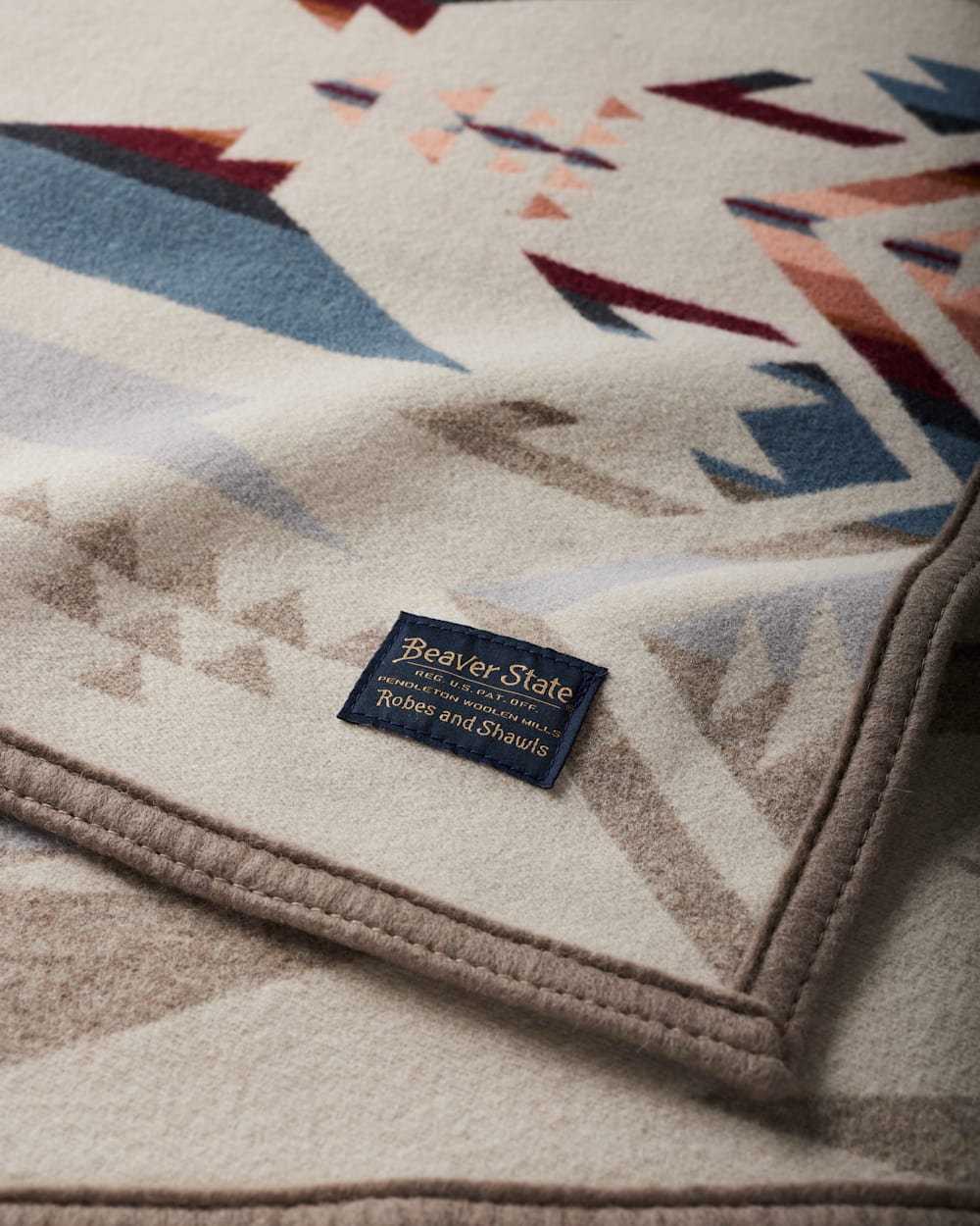 Pendleton White Sands Blanket in Pure Virgin Wool