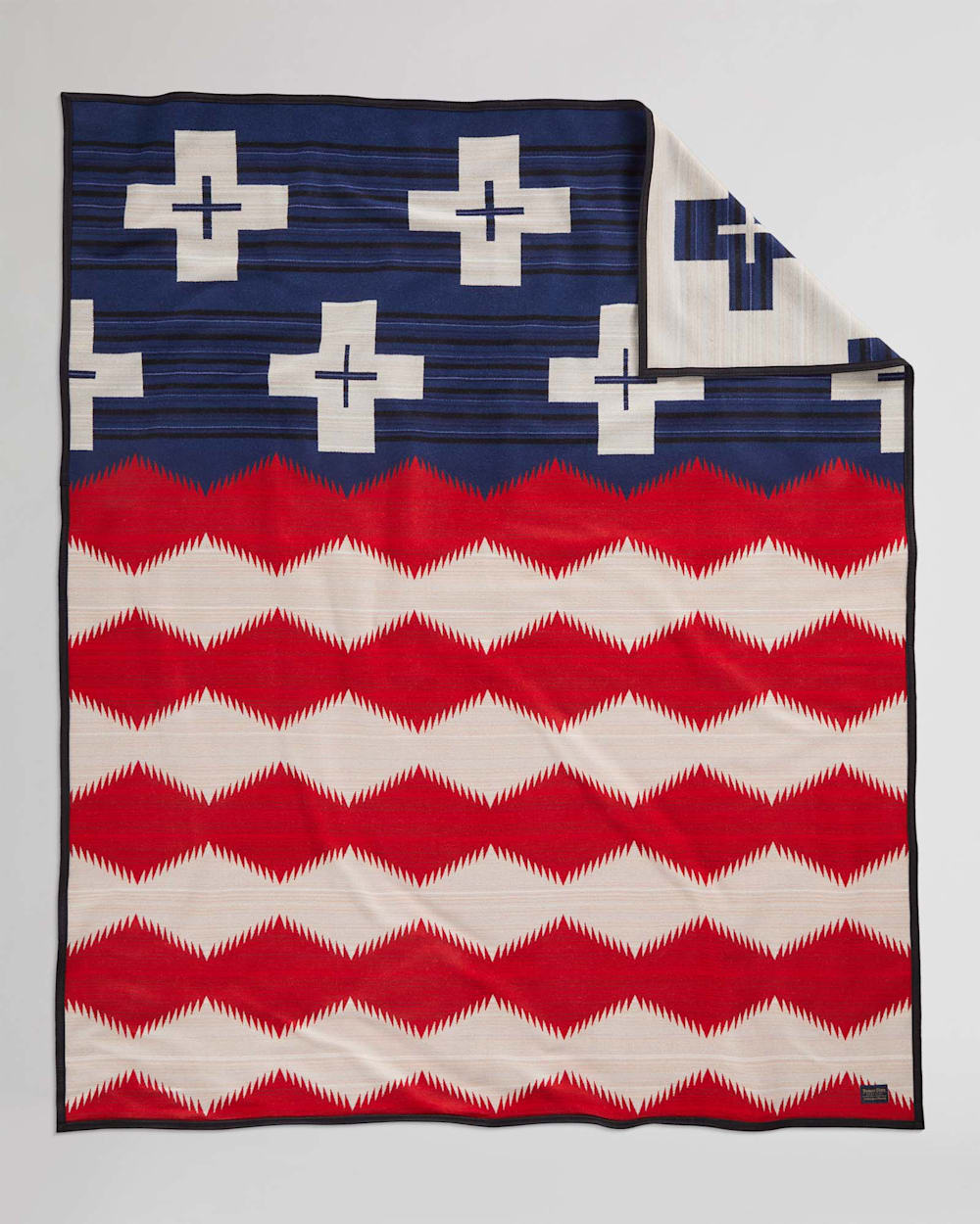 Pendleton Shop Brave Star Blanket for Iconic American Style
