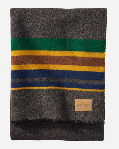 Pendleton Shop Cozy Camp Blankets: Luxurious Comfort Outdoors