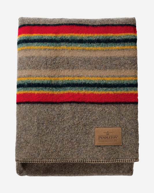 Pendleton Shop Cozy Camp Blankets: Luxurious Comfort Outdoors