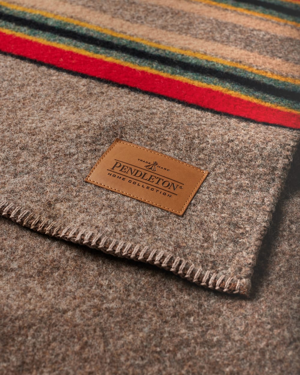 Pendleton Shop Cozy Camp Blankets: Luxurious Comfort Outdoors
