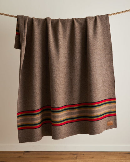 Pendleton Shop Cozy Camp Blankets: Luxurious Comfort Outdoors