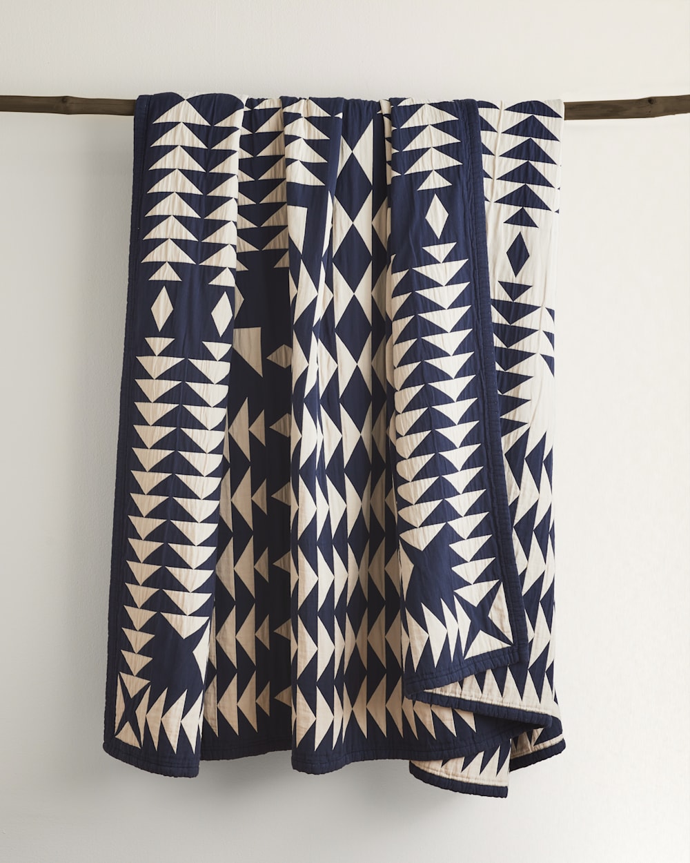 Pendleton Midnight Nova Cotton Matelasse Coverlet Bedding