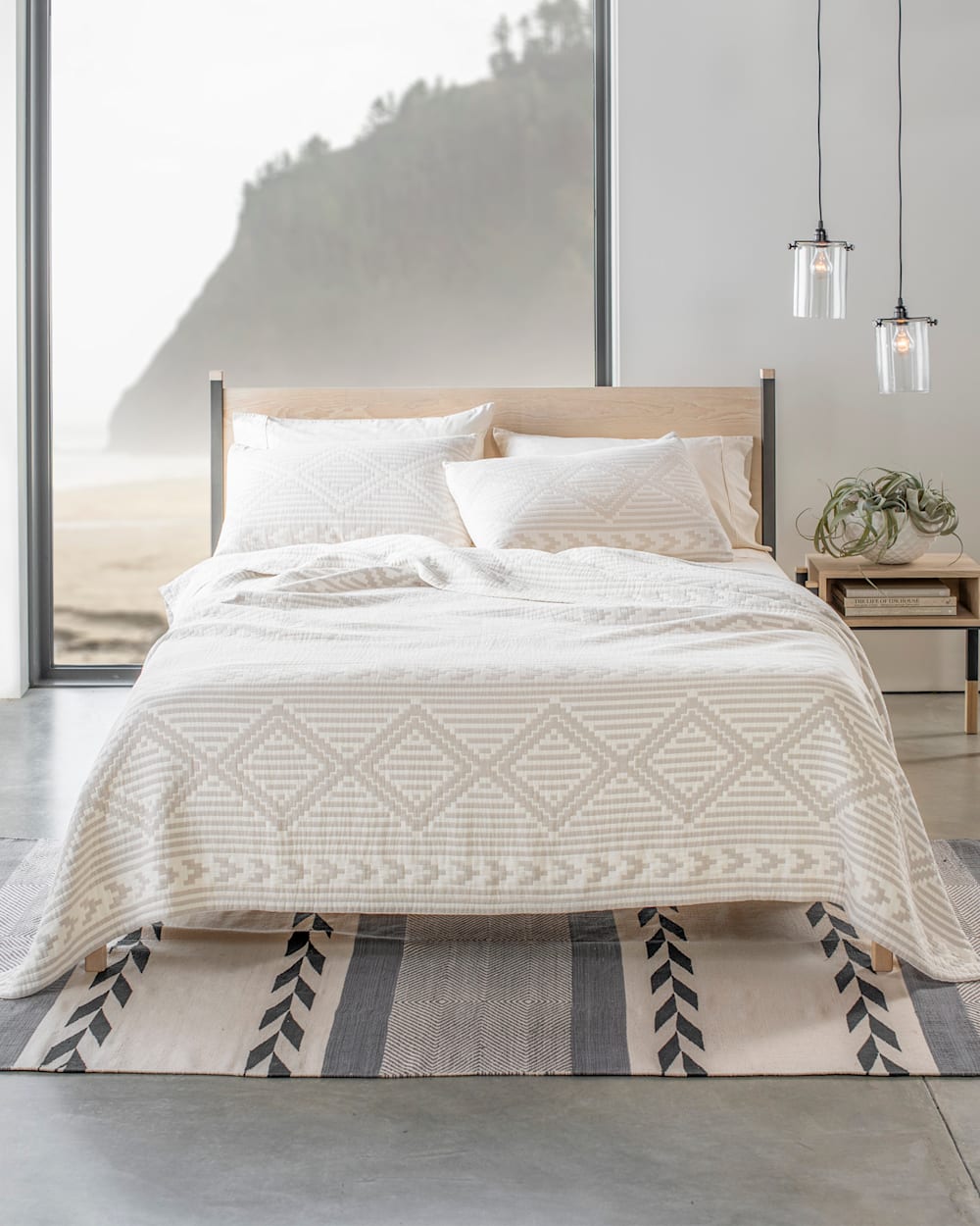 Pendleton Ganado Cotton Matelasse Coverlet-Organic Cotton