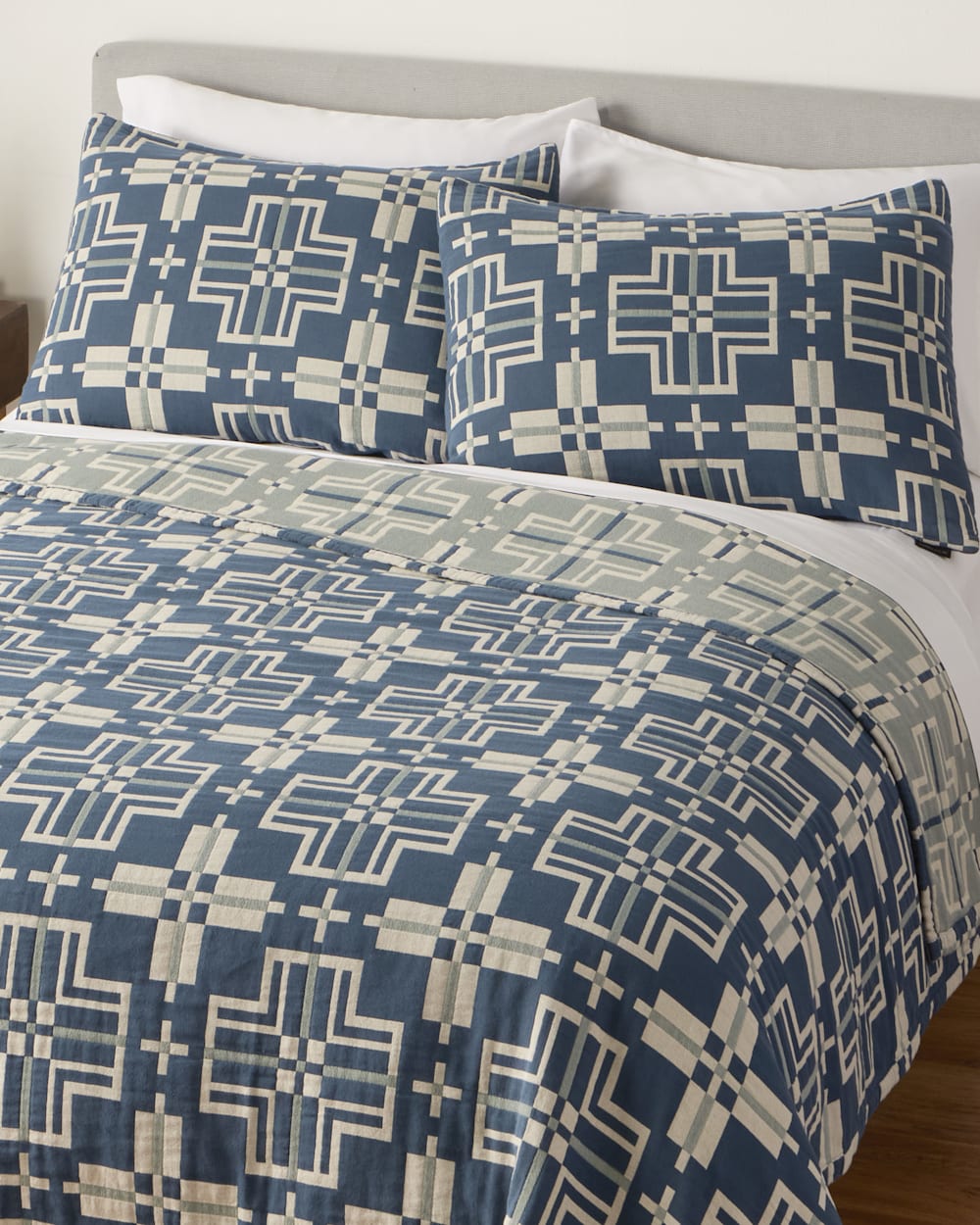 Pendleton San Marcos Cotton Matelasse Coverlet Collection