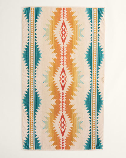 Pendleton Shop Sunset Pass: Luxurious Beach Towel