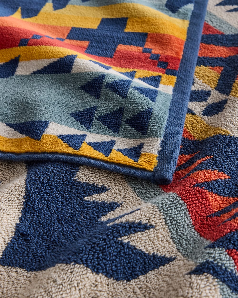 Pendleton Shop Luxurious Nehalem Spa Towels: Stylish Comfort