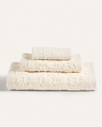 Pendleton Sculpted Towel Collection
