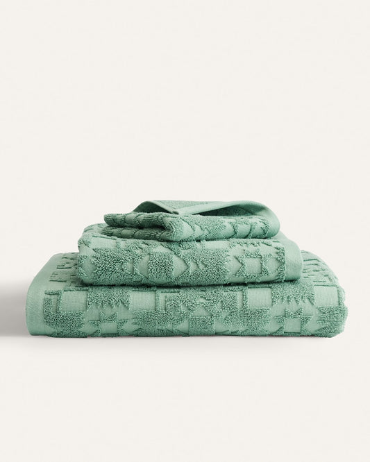 Pendleton Sculpted Towel Collection