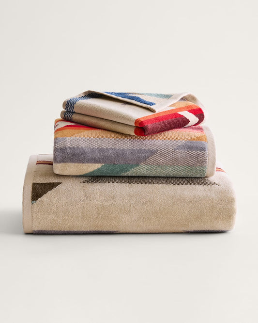 Pendleton Shop Luxurious Trail Towels: Comfort & Style