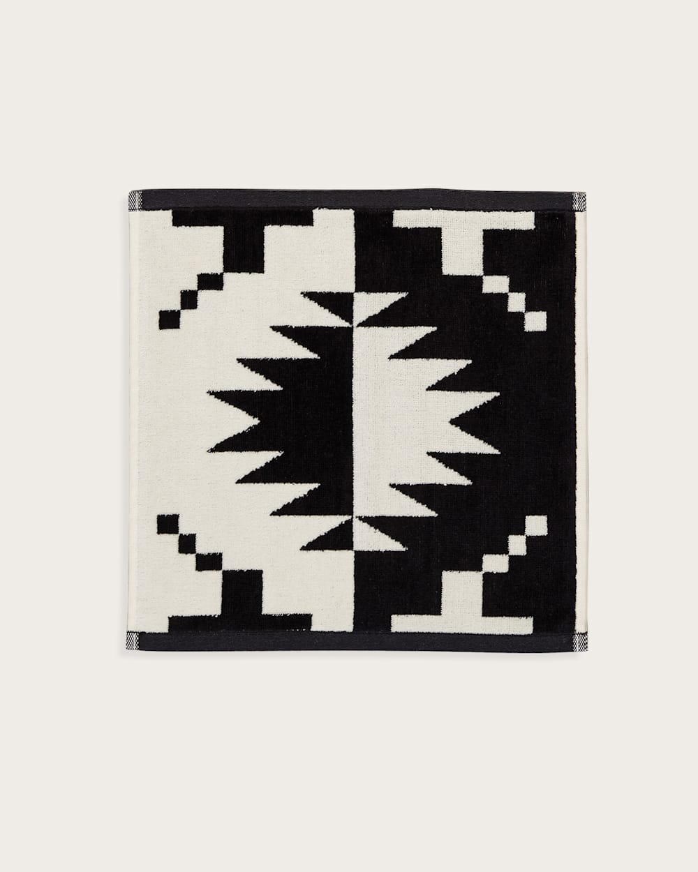 Pendleton Shop Spider Rock Towels: Luxurious Comfort