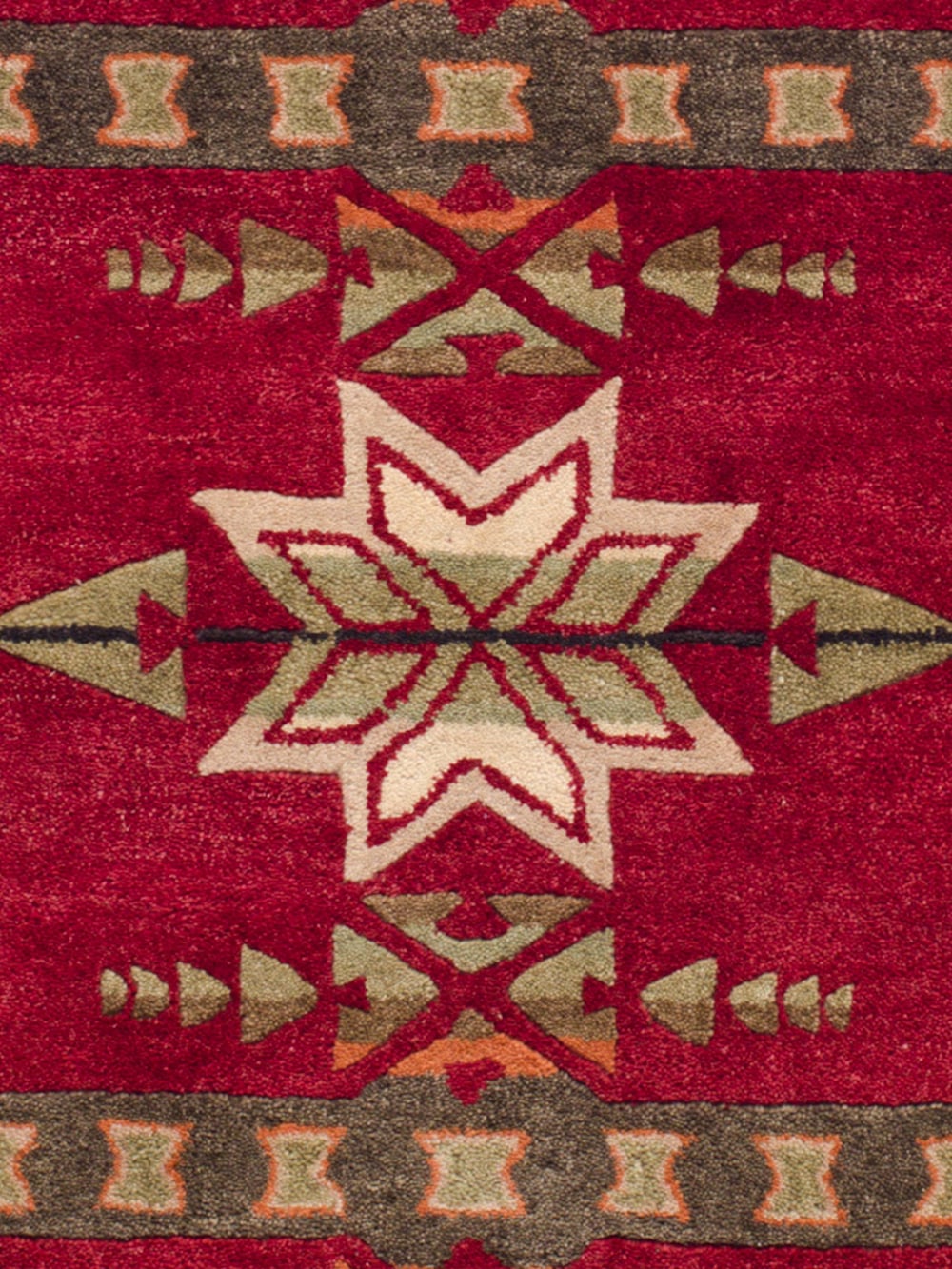 Pendleton Discover Luxurious Handmade Gatekeeper Rug