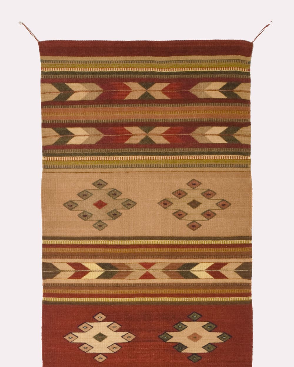 Pendleton Hand-Crafted Clay Canyon Rug for Stylish Home