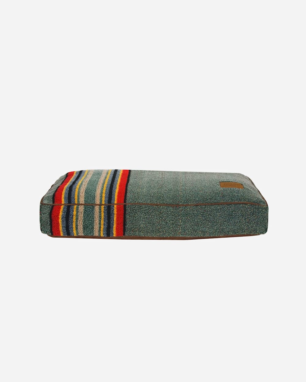 Pendleton Yakima Camp Pet Napper Bed for Camp Comfort