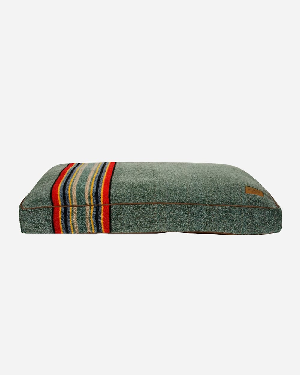 Pendleton Yakima Camp Pet Napper Bed for Camp Comfort
