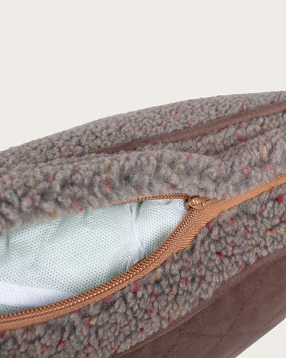 Pendleton Yakima Camp Pet Napper Bed for Camp Comfort
