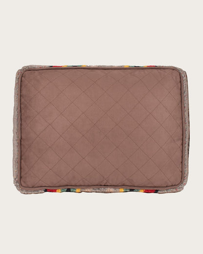 Pendleton Yakima Camp Pet Napper Bed for Camp Comfort