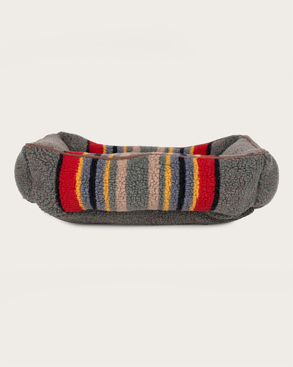 Pendleton Yakima Camp Pet Kuddler Bed for Cozy Comfort