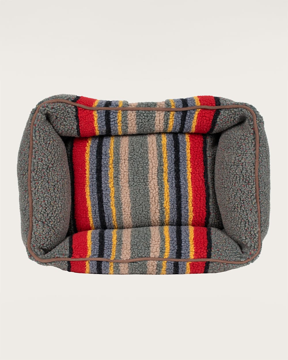 Pendleton Yakima Camp Pet Kuddler Bed for Cozy Comfort
