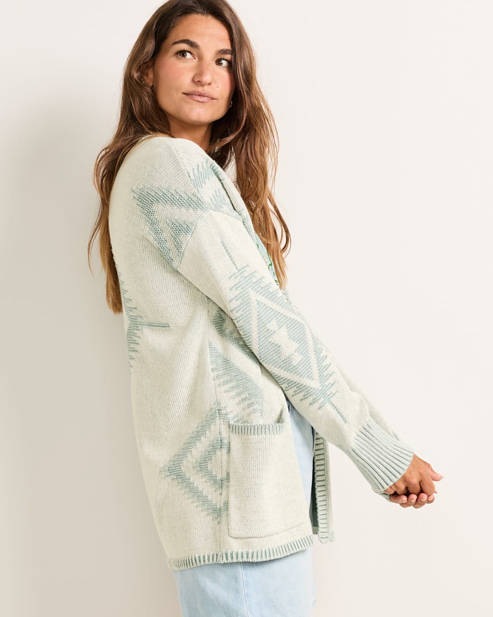 Pendleton Shop Stunning Women's Textured Sierra Springs Cardigan