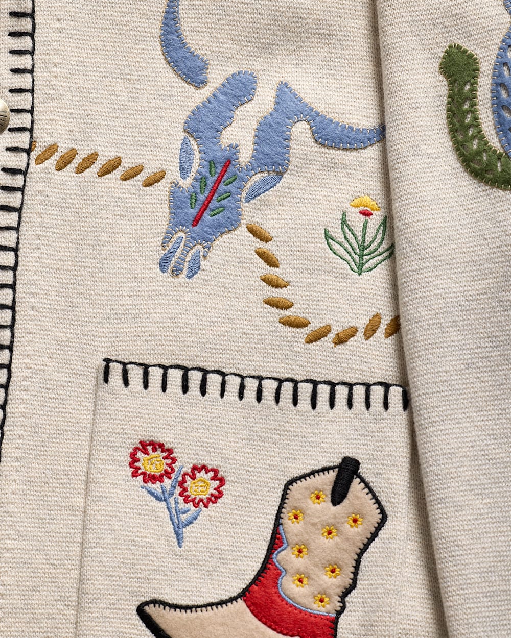 Pendleton Shop Women's Souvenir Cardigan: Cozy Style
