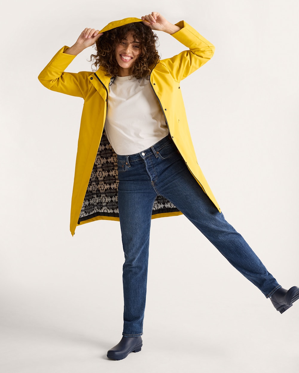 Pendleton Shop Women's Stylish Rain Slicker: Stylish Comfort