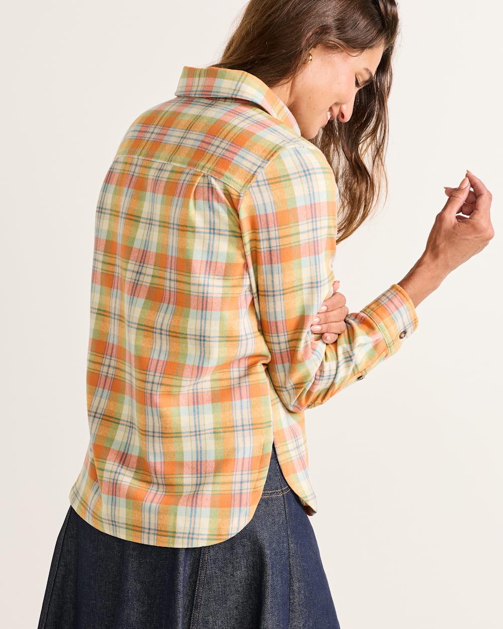 Pendleton Shop Women's Wool Flannel Plaid Long-Sleeve Board Shirt