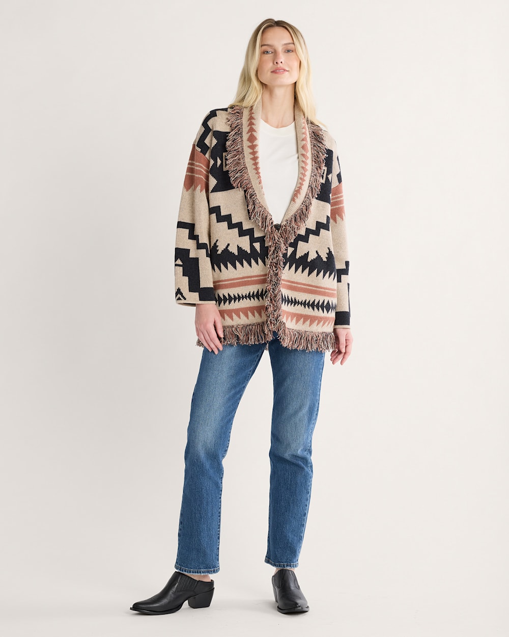 Pendleton Shop Women's Fringe Cardigan: Stylish Comfort