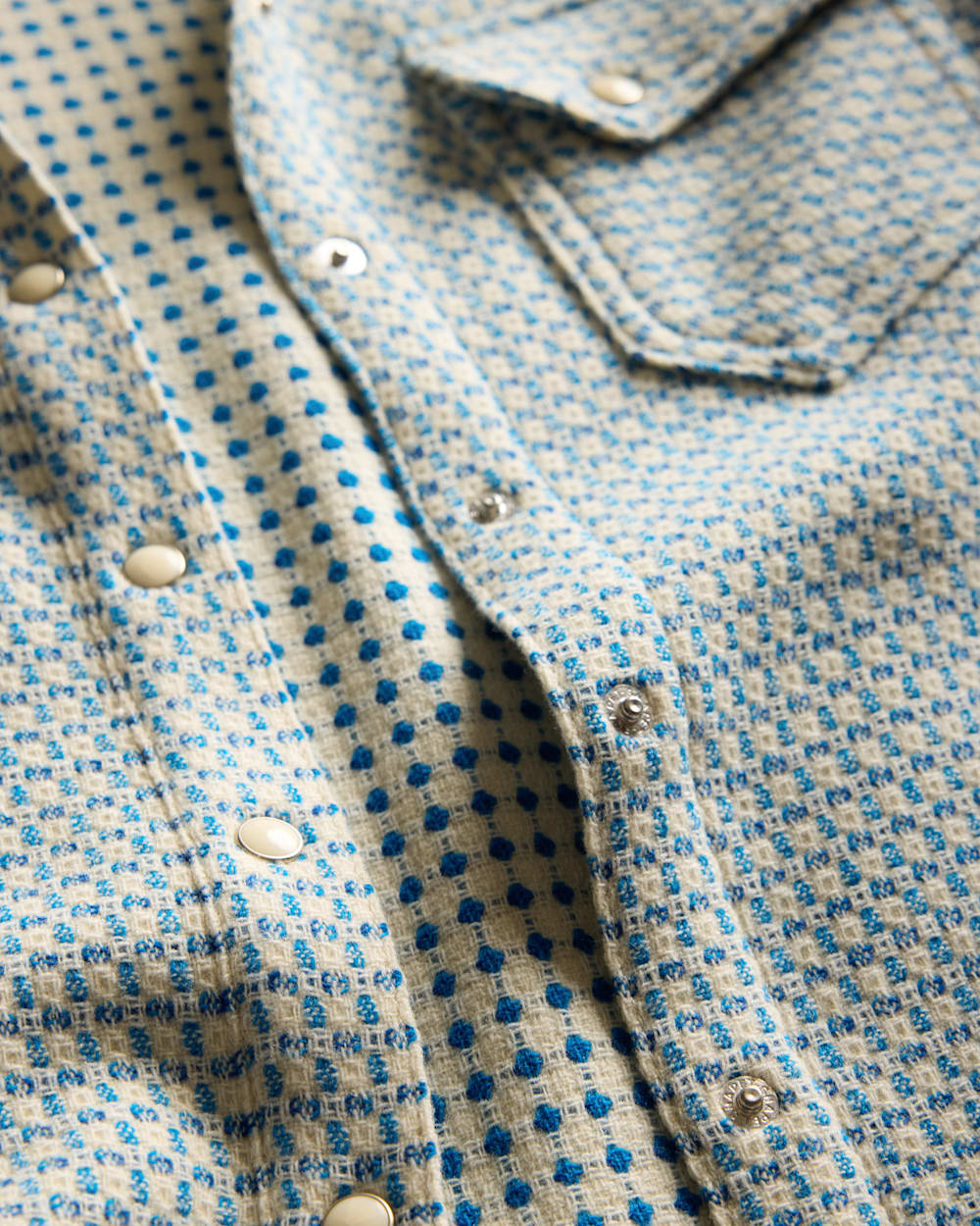 Pendleton Shop Women's Plaid Wool Gambler Shirt: Stylish Comfort