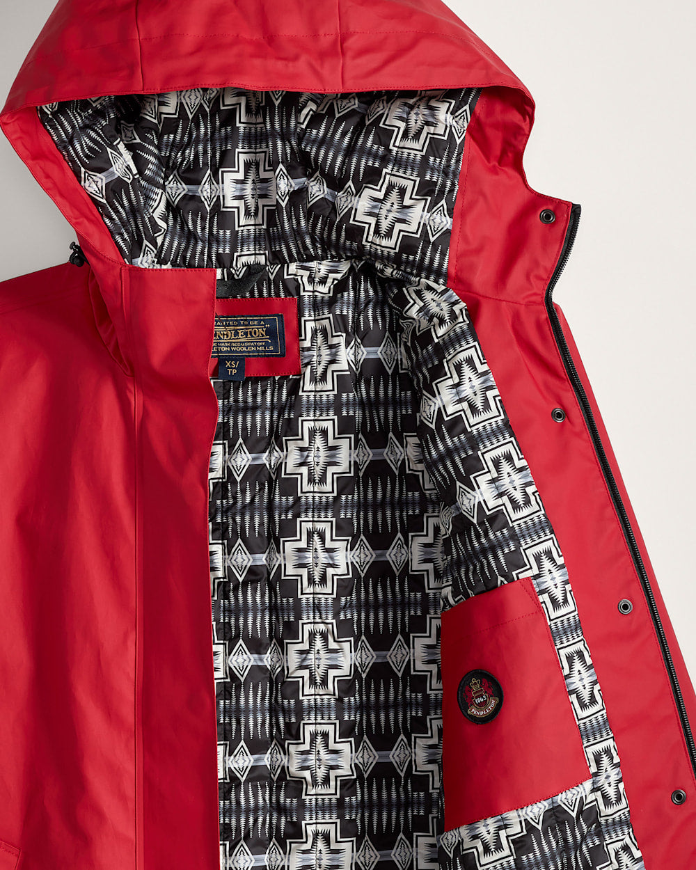 Pendleton Shop Women's Stylish Rain Slicker: Stylish Comfort