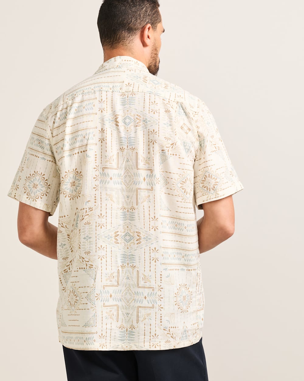 Pendleton Men's Short-Sleeve Aloha Linen Camp Shirt