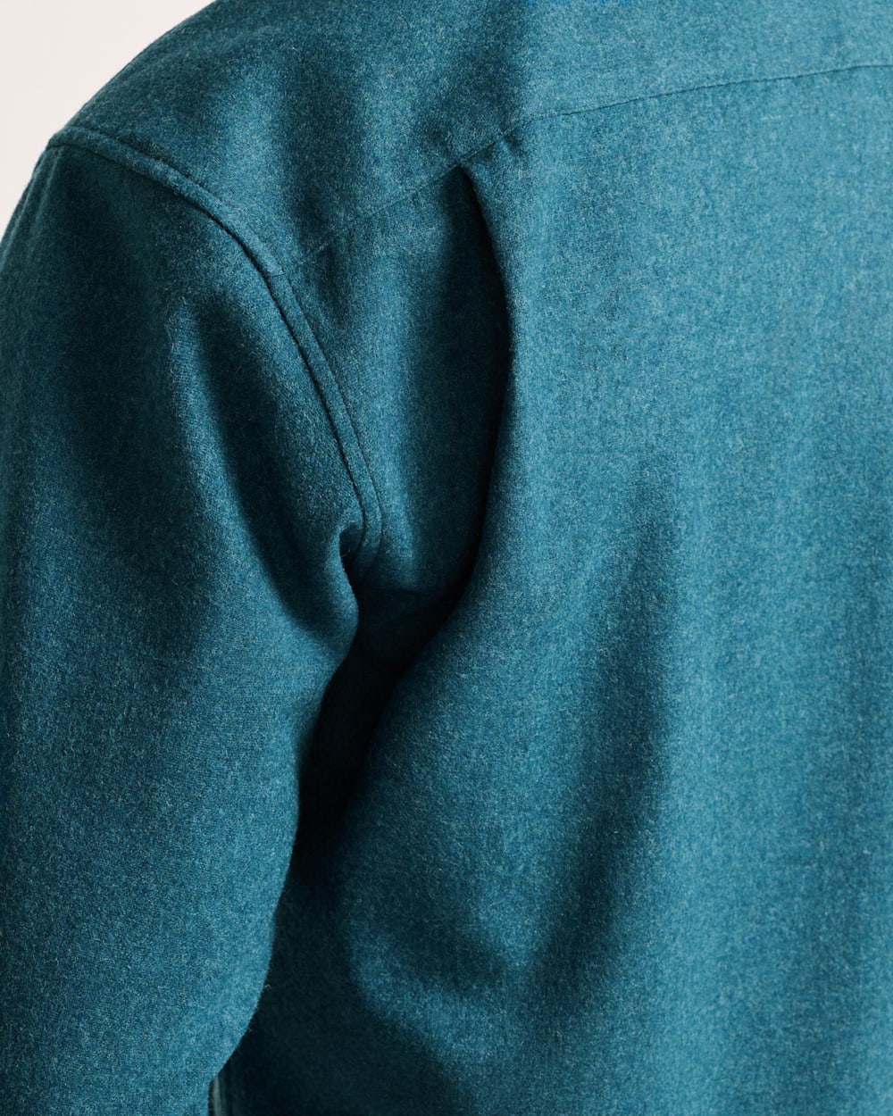 Pendleton Shop Men's Solid Wool Board Shirt for Timeless Look