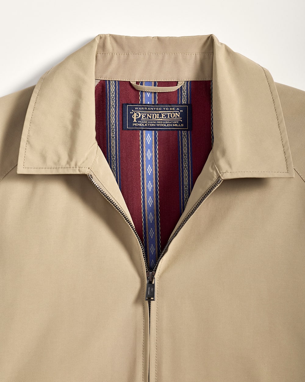 Pendleton Shop Men's Windbreaker: Stylish Comfort