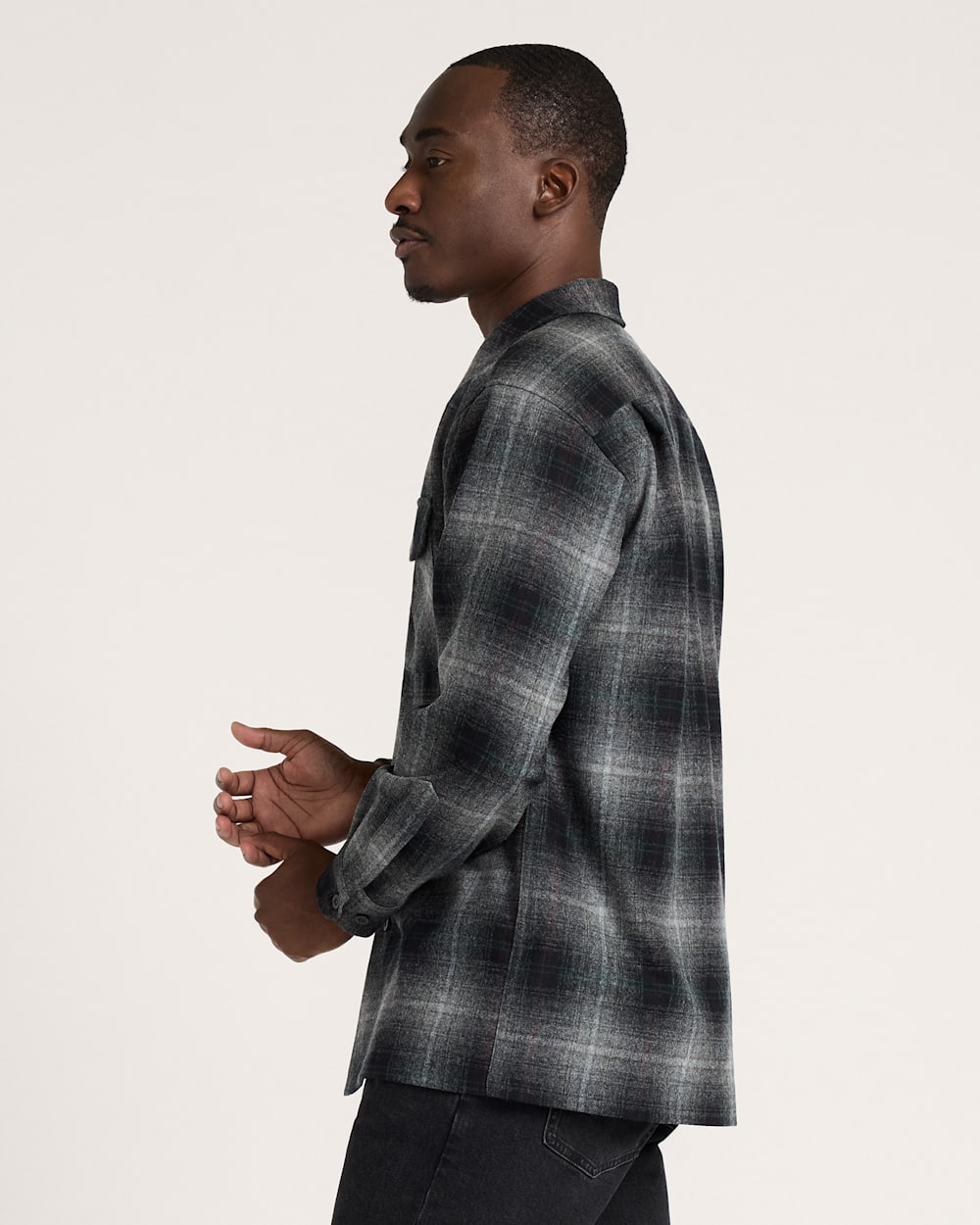 Pendleton Shop Men's Plaid Board Shirt: Stylish Comfort