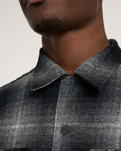 Pendleton Shop Men's Plaid Board Shirt: Stylish Comfort