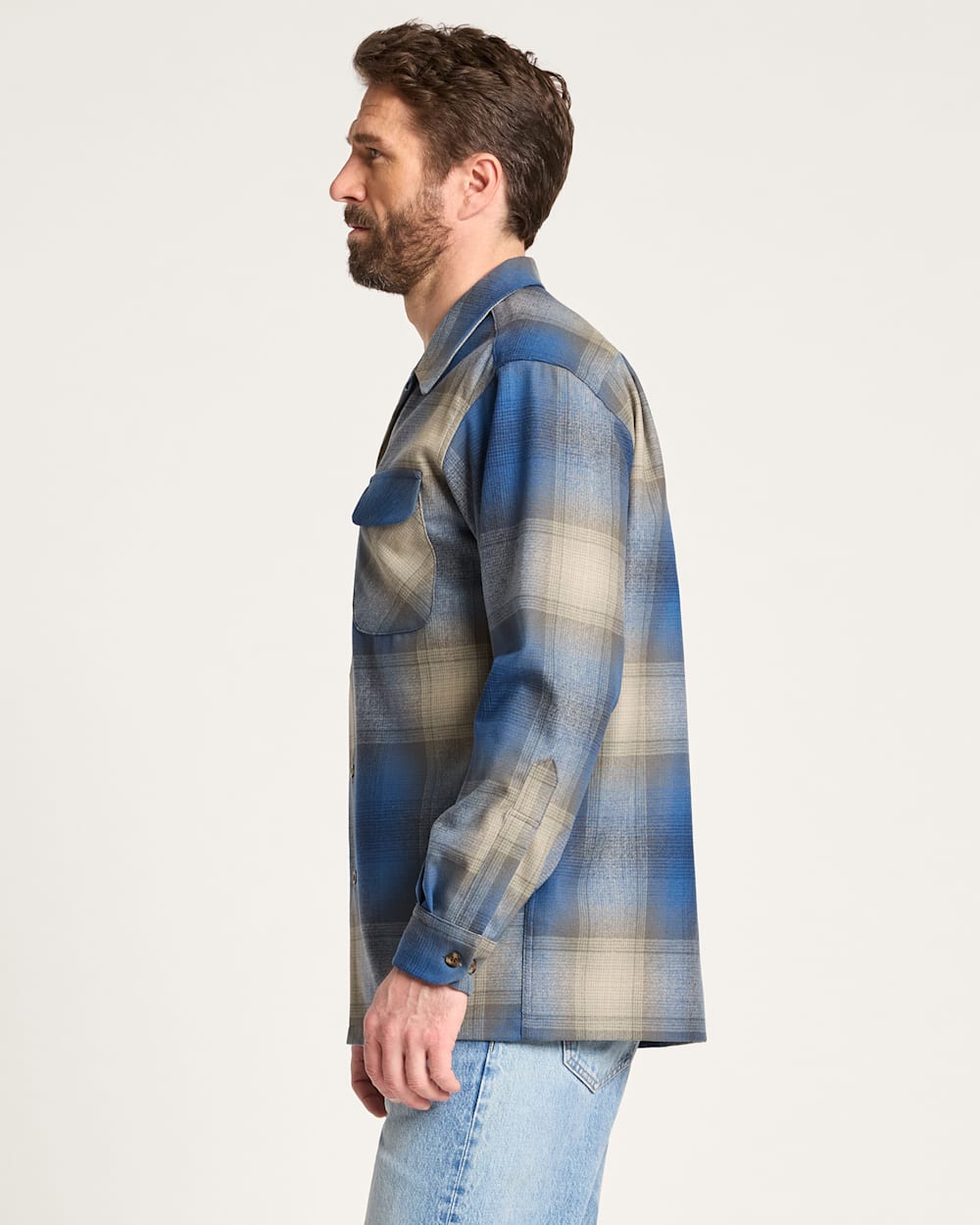 Pendleton Shop Men's Plaid Wool Board Shirt: Stylish Comfort