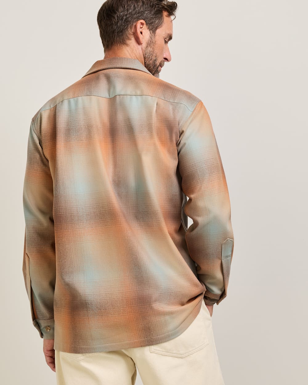 Pendleton Shop Men's Plaid Wool Board Shirt: Stylish Comfort