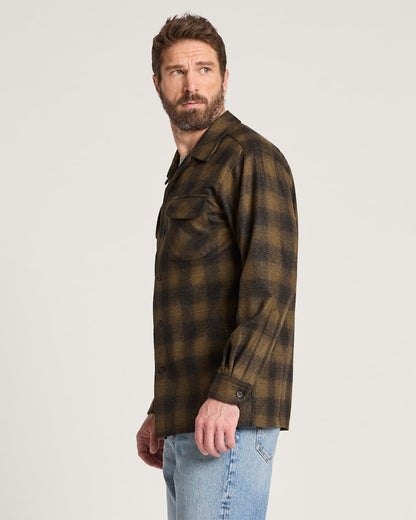 Pendleton Shop Men's Plaid Wool Board Shirt: Stylish Comfort