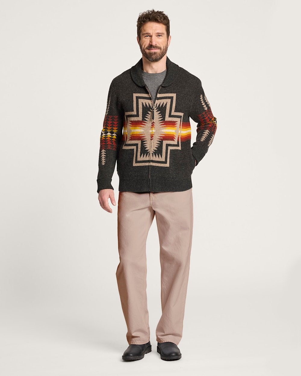 Pendleton Stay Stylish and Cozy in Men's Harding Zip Lambswool Cardigan